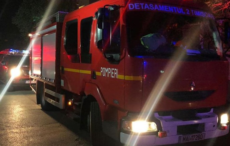 Elevii unui liceu din Timișoara, evacuați din cauza unui puternic miros de gaz