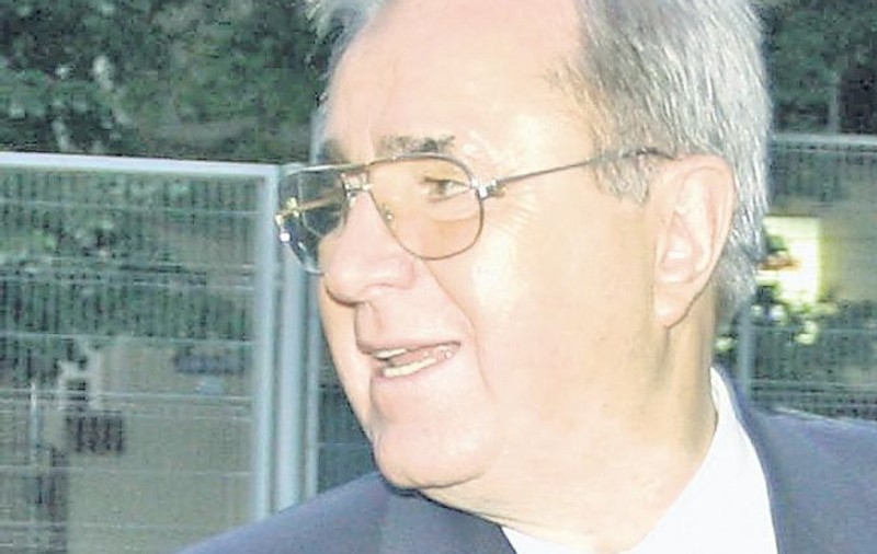 Viorel Păunescu: "Parcă suntem blestemaţi"