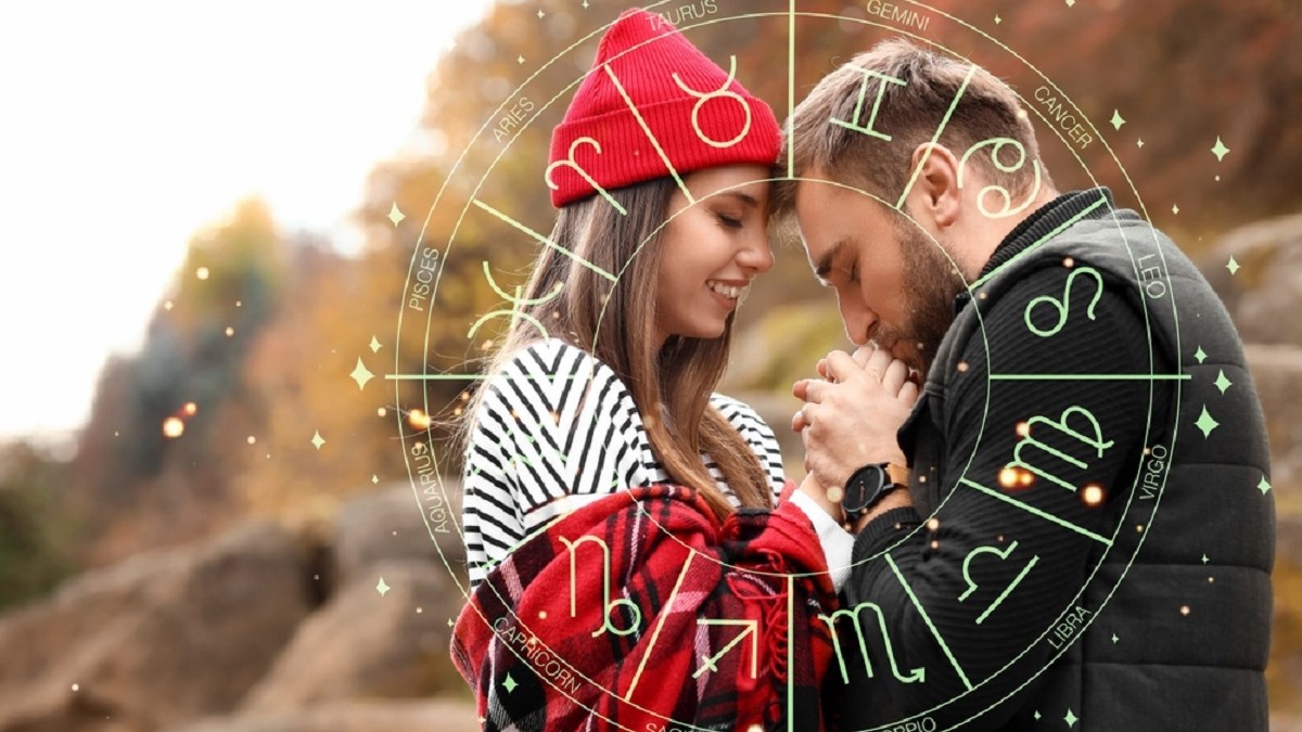 Bărbat care sărută mâinile unei femei într-un peisaj de toamnă, suprapus cu cercul zodiacal Sursa foto: Shutterstock