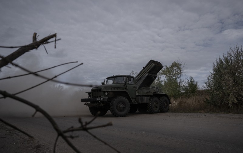 Război în Ucraina, ziua 612 | Armata ucraineană anunță că a respins 48 de atacuri pe frontul de est, acolo unde forțele ruse continuă asaltul