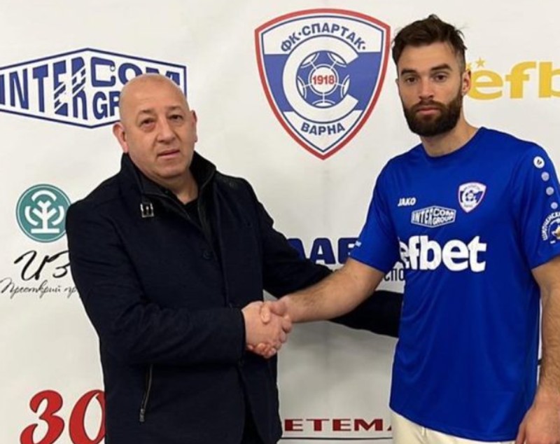 Rober Sierra, mijlocașul spaniol de la FC Argeș: „Ce miracol, suntem buni! Messi e fotbalul! Vreau de la peștișorul fermecat mult calm. Acasă eram pierdut prin munți!”