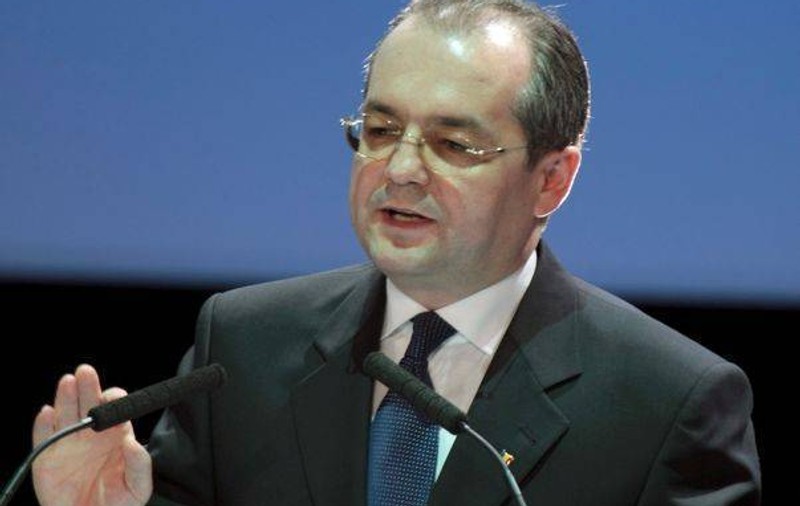 Emil Boc, prima reacție după ce a fost reales primar al Clujului: ”Un ochi râde, unul plânge”