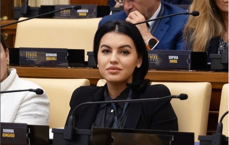 Cât de bogată e Romina Gingașu, românca de 34 de ani căsătorită cu Piero Ferrari: „Negociez intens prețurile”. Ce proprietăți are în străinătate