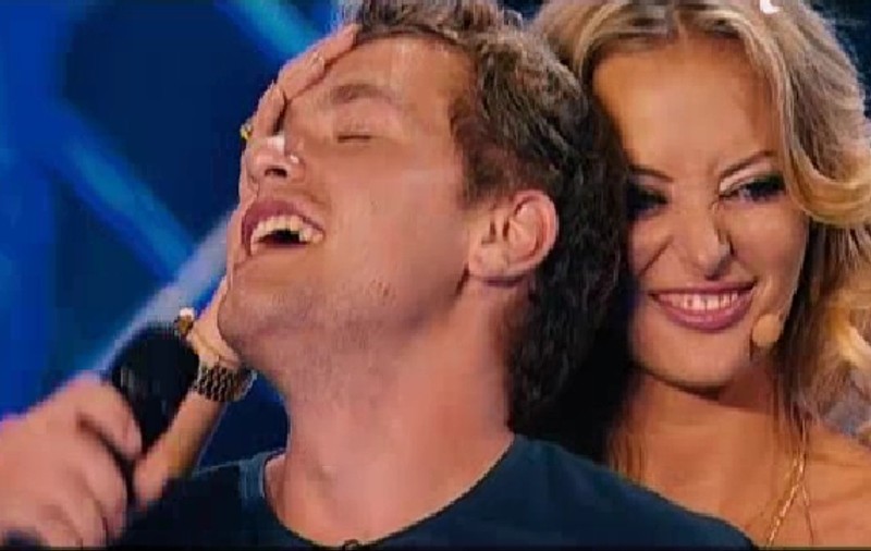 X FACTOR | Delia Matache, ÎNDRĂGOSTITĂ DE UN CONCURENT. "Răspunsul meu e DA, PENTRU CĂ TE VREAU" | FOTO