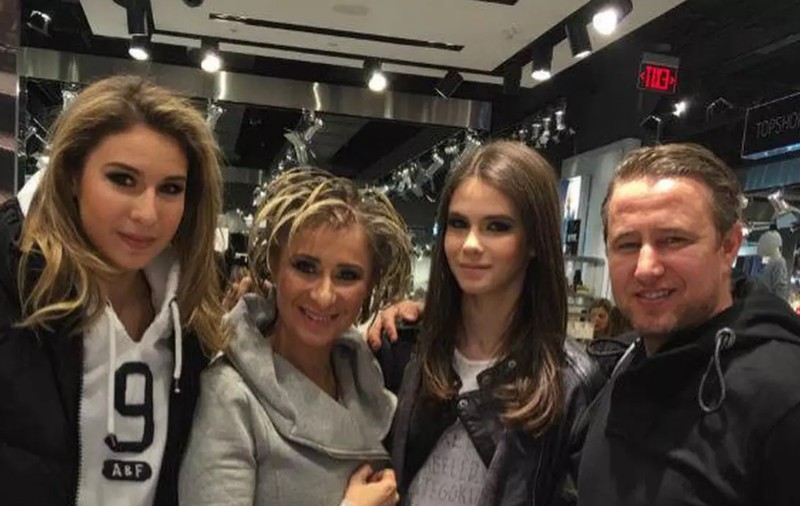 Rebecca Dumitrescu, fata Anamariei Prodan, declarații în lacrimi din cauza divorțului mamei sale de Laurențiu Reghecampf: „Nu era totul perfect”