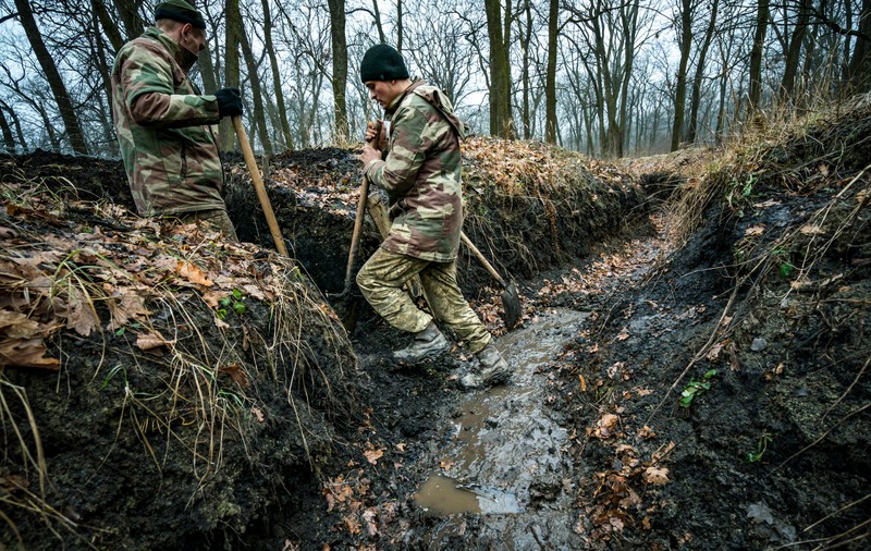 Îngrijorare și în nord. Ucraina ridică fortificații și minează zona de frontieră cu Belarus. „Ocupanții vor fi blocați în zona mlaștinilor însângerate”