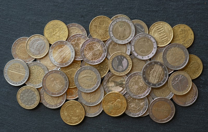 Dacă păstrezi mărunțișul din călătorii, s-ar putea să ai o avere: această monedă valorează peste 1.000.000 de euro | VIDEO