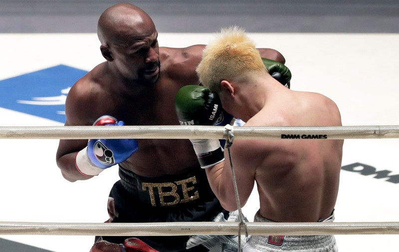Floyd Mayweather a primit o veste cumplită. A murit o legendă a boxului, rudă apropiată cu pugilistul
