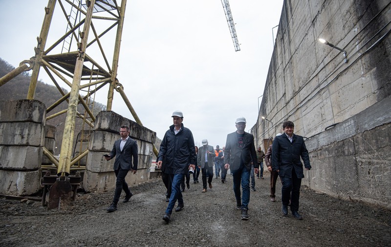 Ministrul mediului a inaugurat barajul Mihăileni după 36 de ani de la începerea lucrărilor