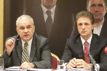 Anghel Iordănescu l-a trădat pe Gică Popescu. După ce l-a sustinut in campania, a trecut in tabara rivalului sau