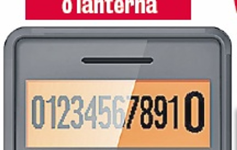 Iată cum funcţionează telefonul pentru bătrâni!
