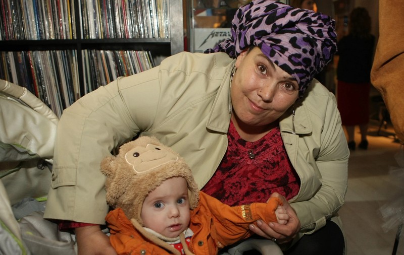 Câți bani primește Ioana Tufaru din drepturile de autor ale mamei sale. Cu ce se ocupă fiica regretatei Anda Călugăreanu