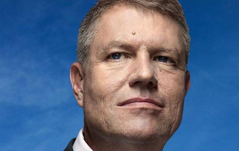 PREOTUL LUI KLAUS IOHANNIS face DEZVĂLUIRI ÎN PREMIERĂ! Ce spune despre președintele ales al României