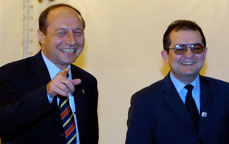 Austeritatea Boc-Băsescu a creat dezastrul demografic în liceele de azi: în 2011 s-au născut cei mai puțini copii, după 1930