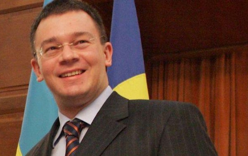 Băsescu: Antonescu a înţeles deja că Ungureanu o să îl bată de o să-l snopească la prezidenţiale