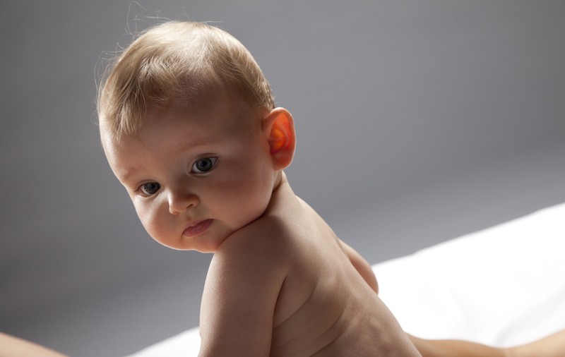 NUMELE SATANICE ale COPIILOR! Ce ÎNSEAMNĂ dacă ÎŢI BOTEZI FIICA EMA? Vezi şi alte NUME!
