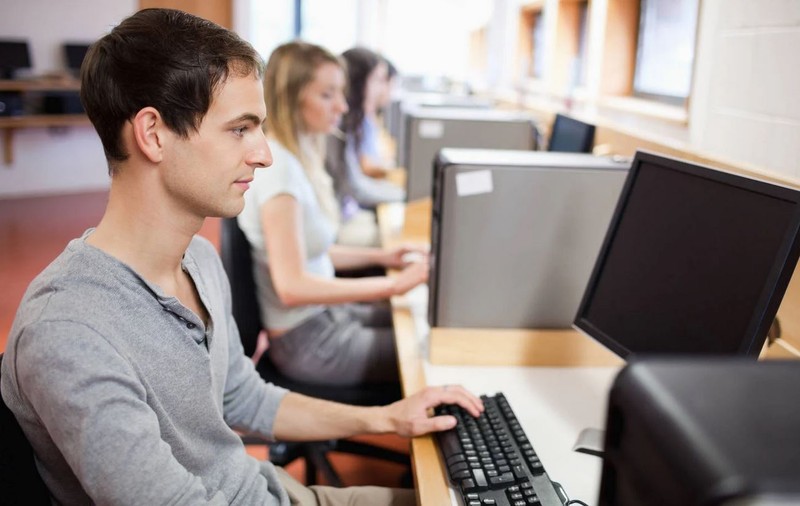 Probele de competențe de la Bacalaureat 2021 se echivalează, nu se mai susțin