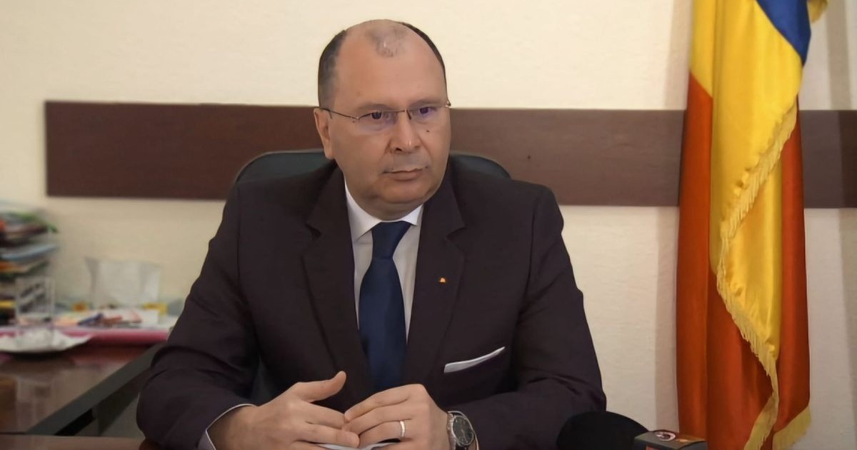 Președintele Casei de pensii, Daniel Baciu, în timpul unui interviu