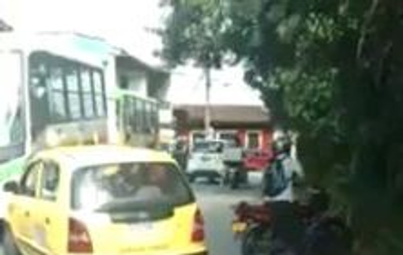 A adormit în taxi și când s-a trezit a trăit un coșmar. Și bătută, și cu bunurile luate | FOTO