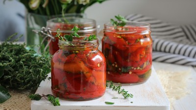 Ardei copți puși în borcan pentru iarnă