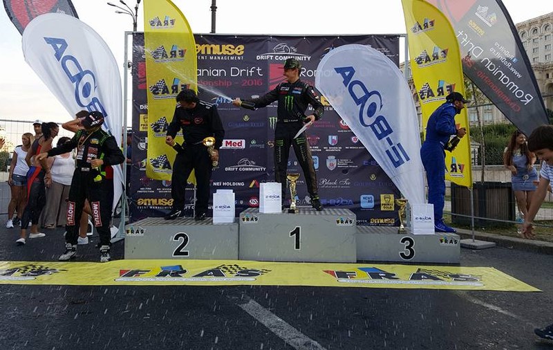 Marius Mitrache, pe podium, în a doua etapă a Campionatului Național de Drift