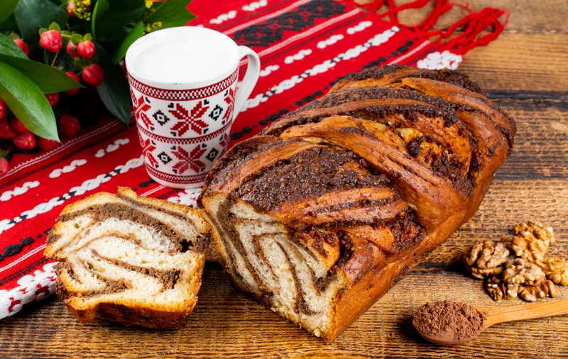 Cozonac cu nucă – rețete de cozonaci pufoși cu nucă
