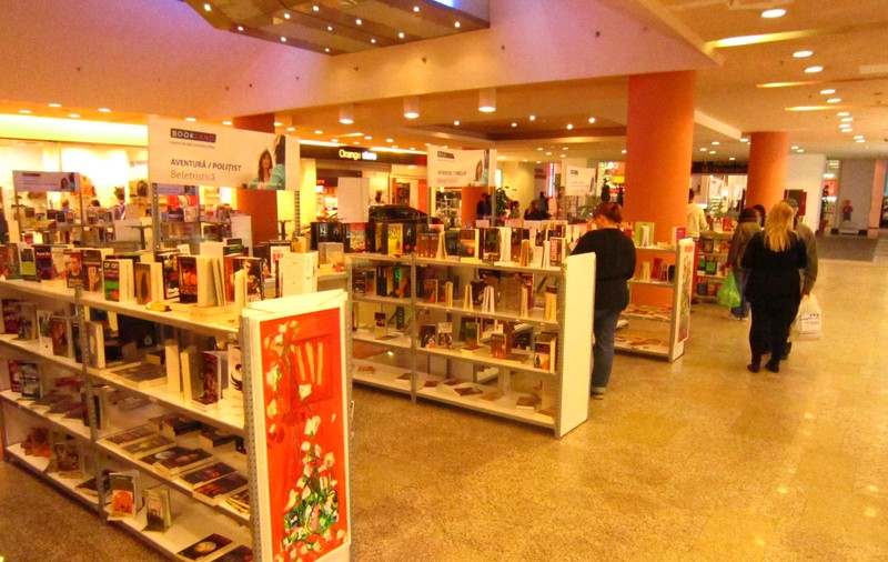O carte a fost returnată unei biblioteci după 80 de ani!