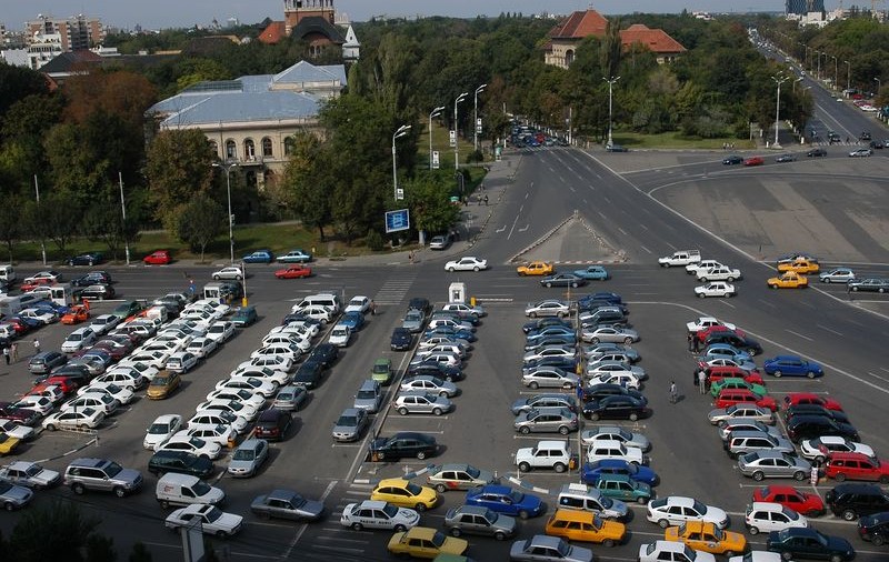 Primăria Capitalei va prelua locurile de parcare exploatate de Dalli
