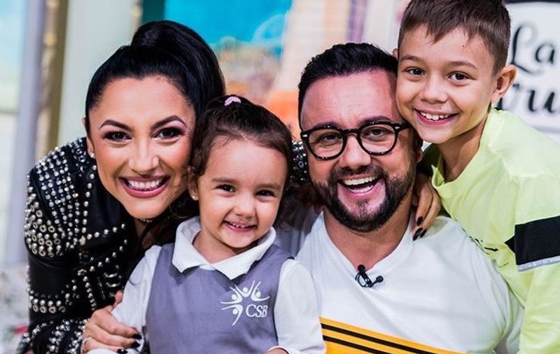 Câți bani plătesc Andra și Cătălin Măruță pentru școala copiilor. Eva și David învață la privat
