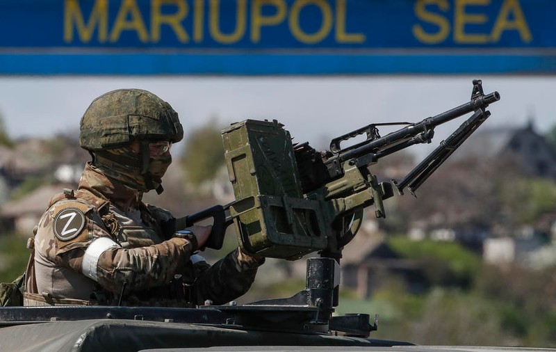 Rușii au lansat un asalt total asupra uzinei Azovstal din Mariupol, înaintea armistițiului promis pentru evacuarea civililor