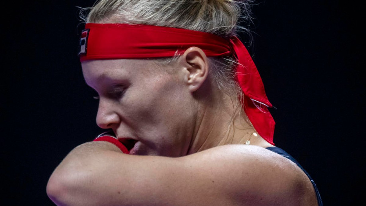 Anunțul făcut de jucătoarea de tenis Kiki Bertens după ce a abandonat Turneul Campioanelor. A încheiat colaborarea cu antrenorul său
