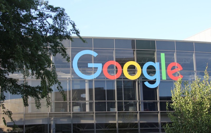 Google este gata să lanseze un chatbot cu inteligență artificială, după succesul ChatGPT