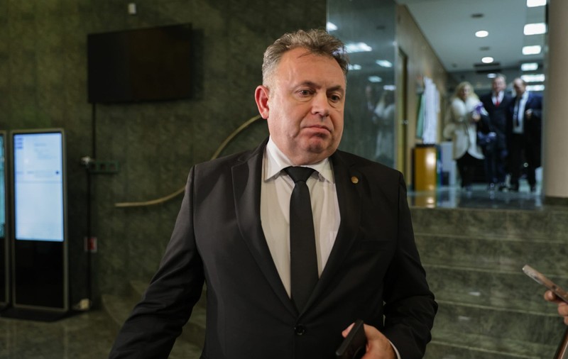 Nelu Tătaru rămâne sub control judiciar în dosarul de luare de mită și cu interdicția de a profesa. Înalta Curte i-a respins contestația