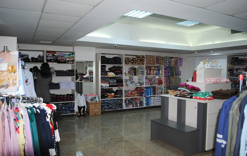Magazinele ANAF din Sibiu și Brașov se redeschid și vor vinde bunuri confiscate la prețuri mici
