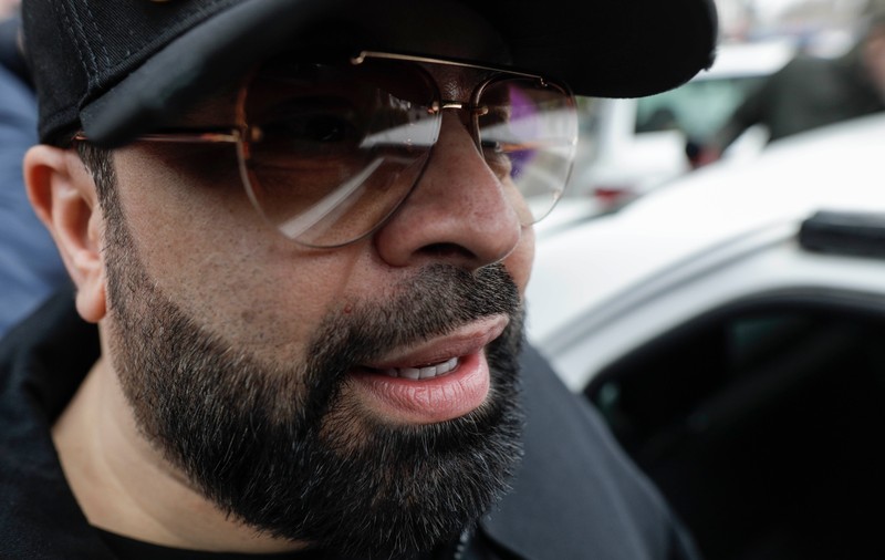 Florin Salam, plasat sub control judiciar după ce polițiștii l-au ridicat de acasă și l-au dus la audieri pentru trei acuzații de înșelăciune