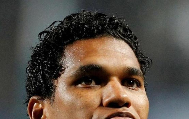 Tatăl fotbalistului Brandao a luat-o razna. Şi-a ameninţat soţia şi vecinii cu un cuţit şi a dat foc locuinţei!