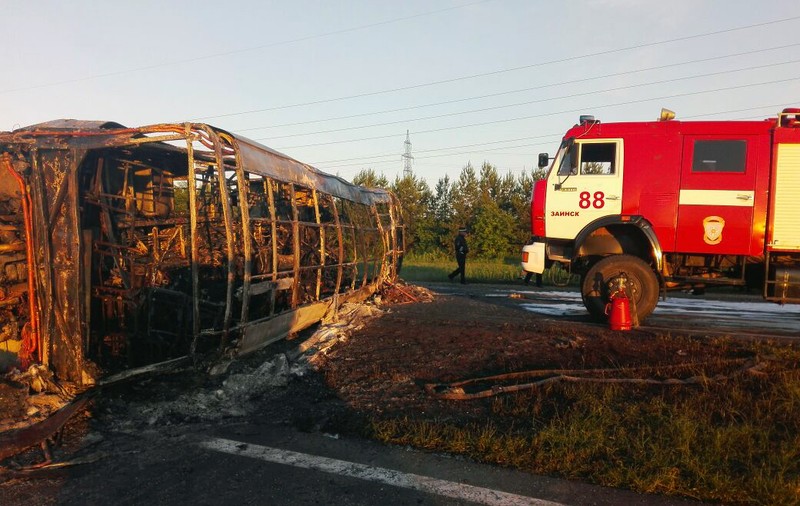 Tragedie rutieră în Rusia. Cel puțin 13 oameni au murit în urma unui accident