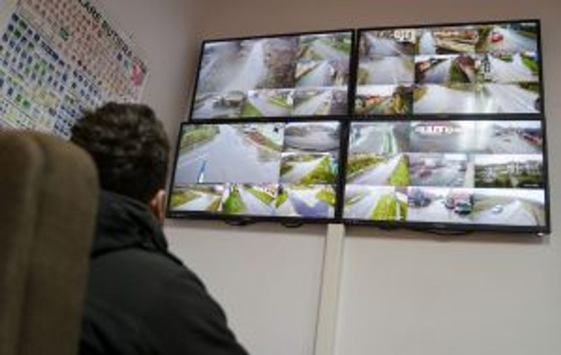 Drumarii din Sibiu vor deszăpezi, în premieră, şoselele cu ajutorul camerelor de supraveghere ale primăriilor