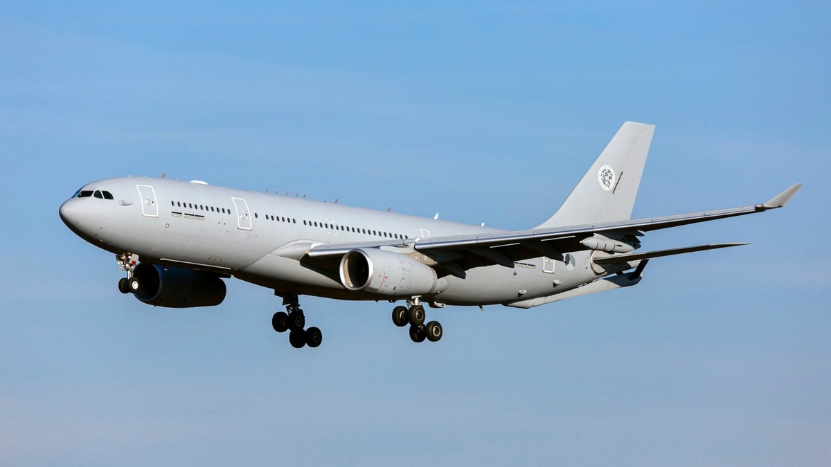 avion airbus în aer