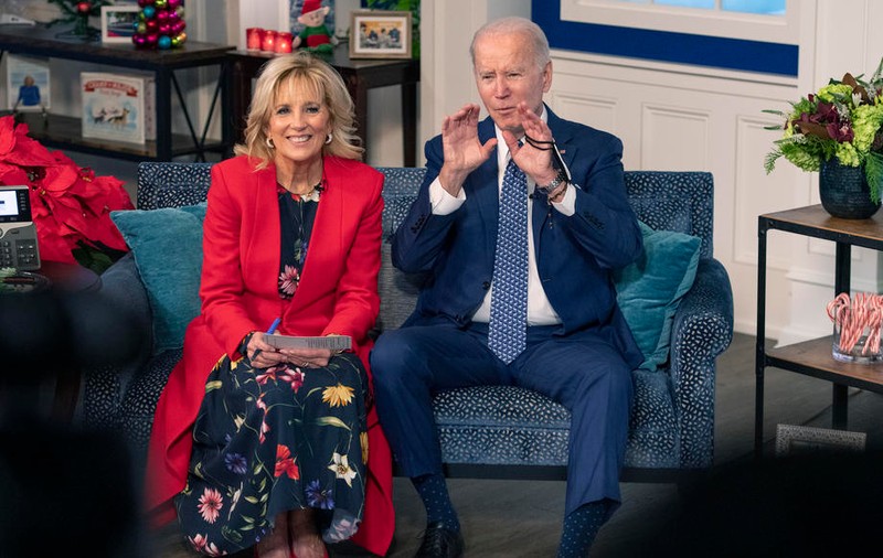 „Let's go, Brandon”. Președintele Joe Biden, insultat în timpul unui apel telefonic de Crăciun