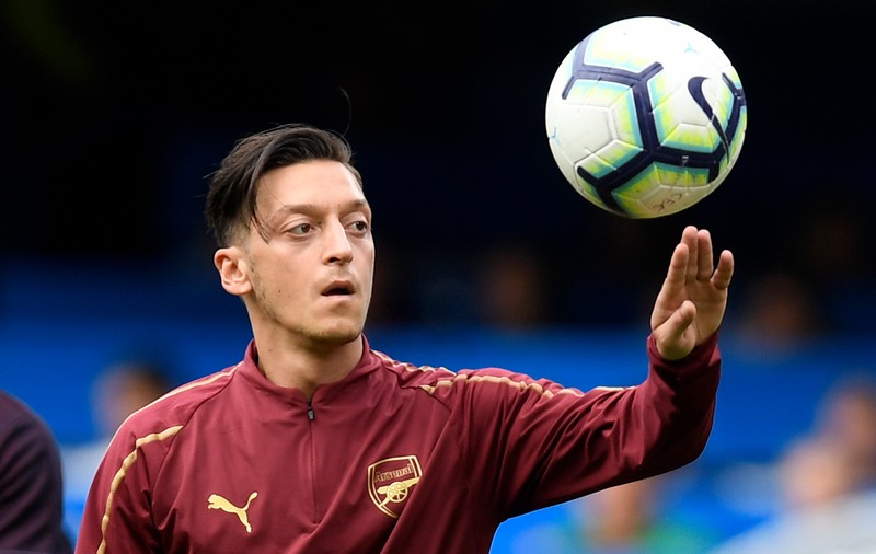 FOTO | Mesut Ozil și colegii lui de la Arsenal, drogați la o "petrecere sălbatică"! Fotbaliștii au "spart" 33.600 de euro pe alcool în acea noapte