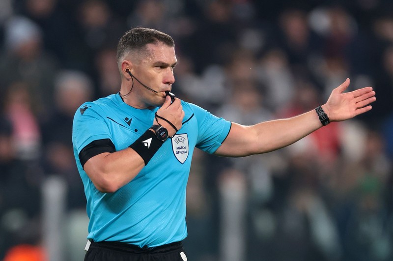 Istvan Kovacs în timpul partidei dintre Juventus și Benfica din Liga Campionilor, sezonul 2024-2025. Foto: Hepta.