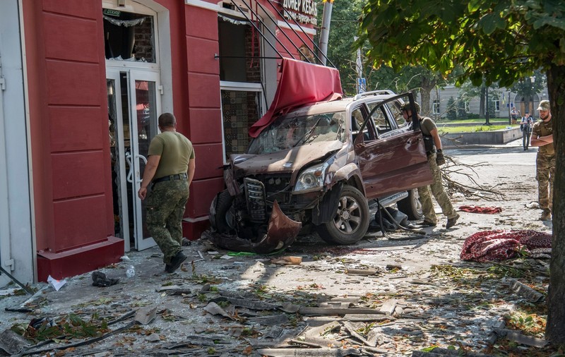 Război în Ucraina, ziua 542 | Bilanțul victimelor civile continuă să crească după atacul cu rachetă asupra orașului Cernihiv