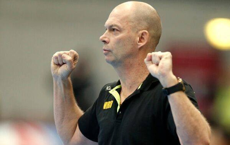 Selecționerul României, Tomas Ryde, antrenor-antreprenor. ^Suedezul de la naționala feminină de handbal te învață să fii lider