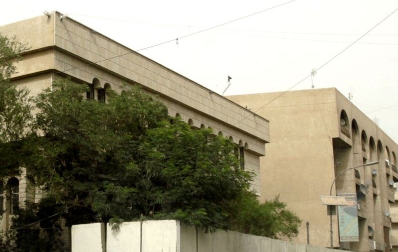 Opt persoane au murit în cel mai mare jaf armat din Irak