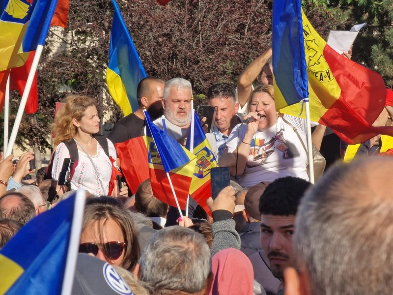 Senatoarea Diana Șoșoacă ar fi acaparat protestul AUR, spun susținătorii lui George Simion