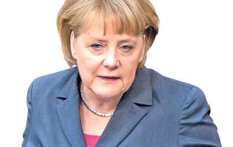 Angela Merkel A SLĂBIT 10 kg în 4 luni! Află DIETA EI
