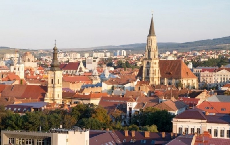 Restaurant din Cluj, deschis în timpul pandemiei. Polițiștii s-au dat drept clienți pentru a-i prinde pe angajați