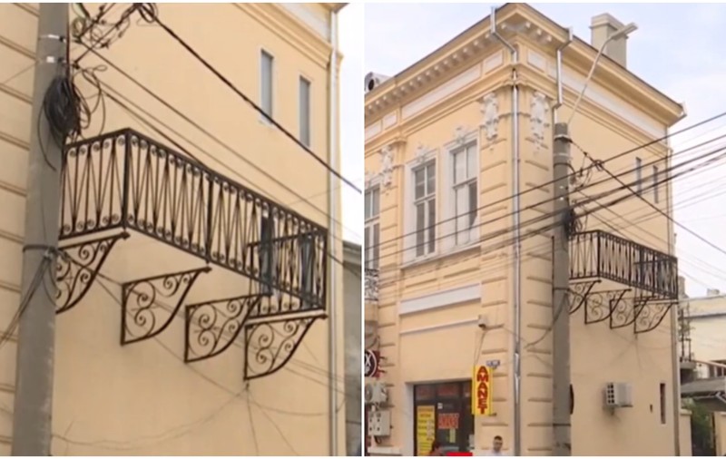 Un balcon din Brăila a ajuns viral pe rețelele de socializare. „Arată mai mult comic decât interesant. Doar scaunele mai lipsesc”