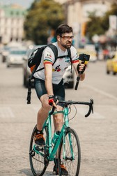 Costi Andriescu este un ciclist pasionat și vrea să-i convingă pe ieșeni să lase mașina acasă mai des